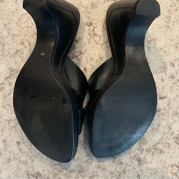 Paolo Corelli black dressy shoes, 8.5, 4” heel 
Leather upper - Picture 6 of 9